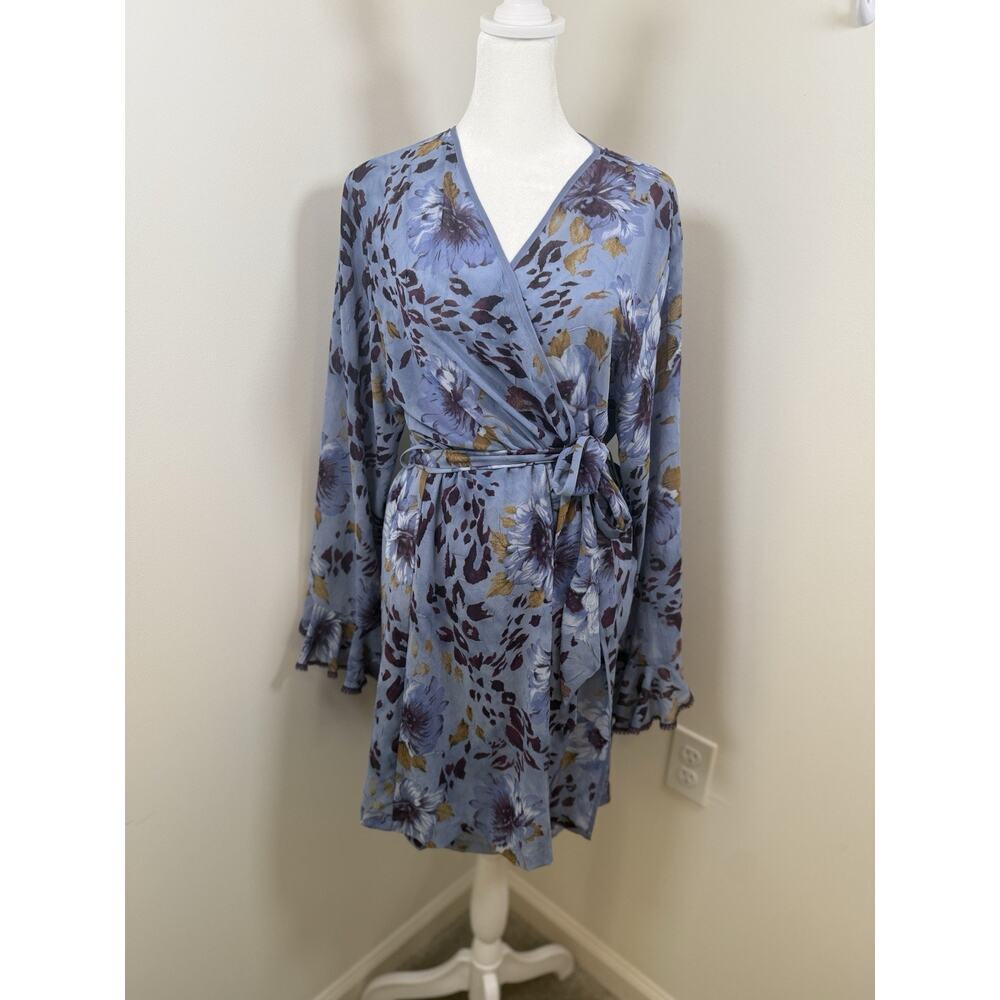 Sensara Women’s Wrap Robe Kimono Cover Up Size Medium Floral Purple Boho Hippie